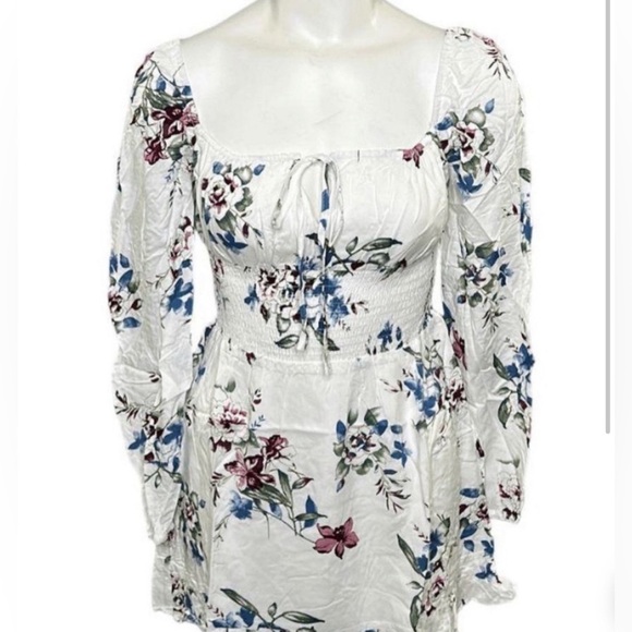 Urban Outfitters Lumiere Boho Floral Mini Dress Size Large NWT - Picture 1 of 13